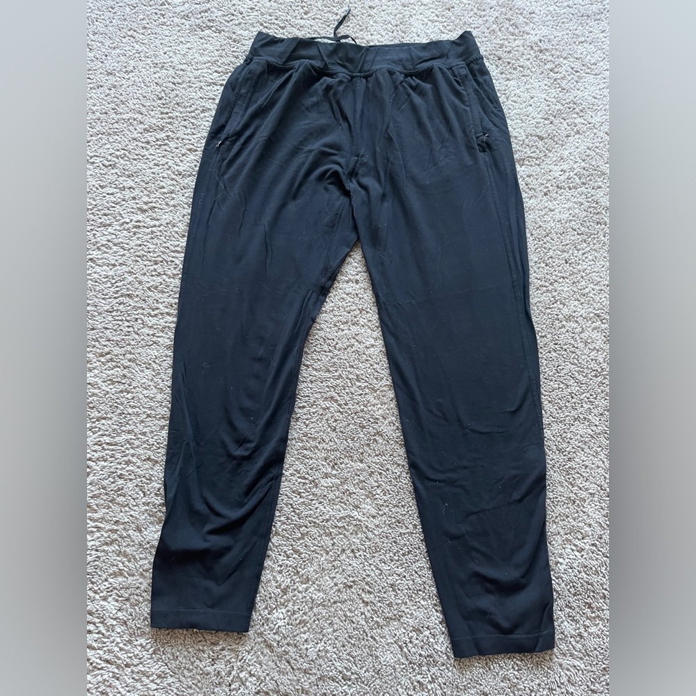 Lululemon pants, size XL BLACK